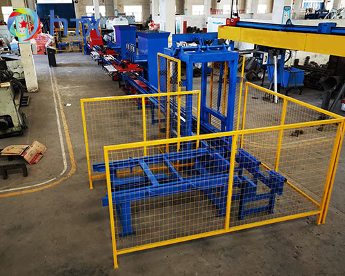 Precision Wet Casting Doser Machine Productieapparatuur voor wandpanelen